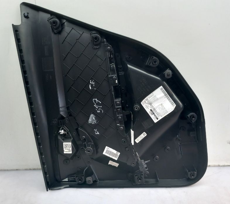 Forra porta / quartela trás esquerda AUDI A1 Sportback (GBA)