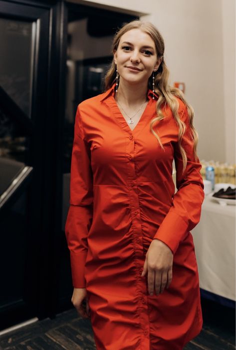 Плаття елегантне