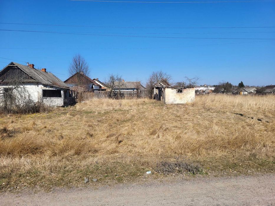 Продам дві суміжні ділянки в Володимирці 19 соток