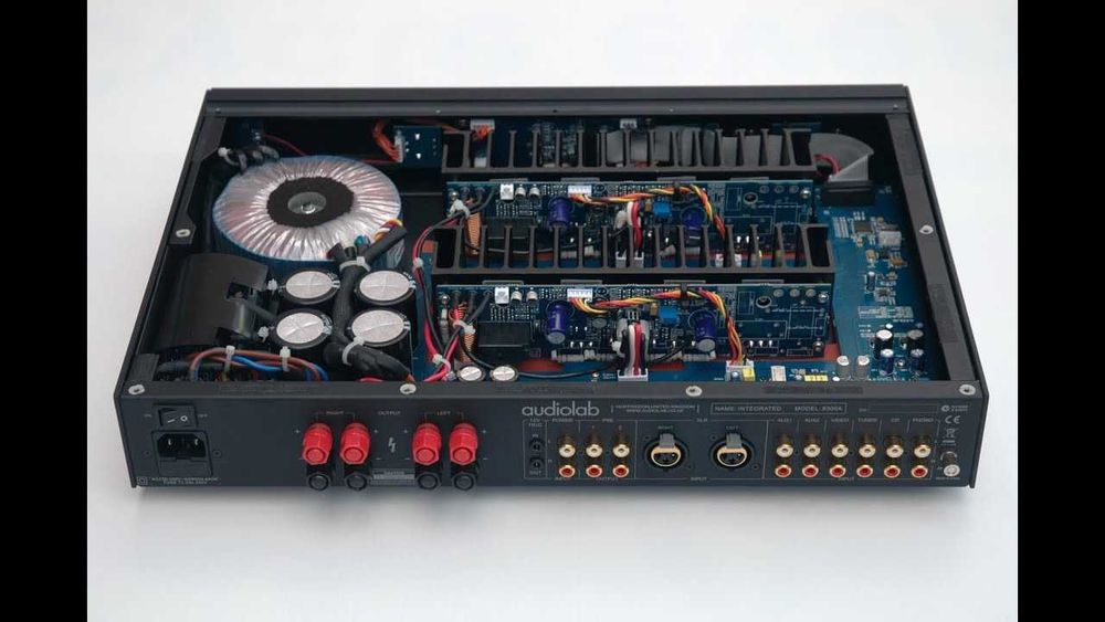 Audiolab 8300A – Amplificador Integrado Hi-Fi – Excelente Estado