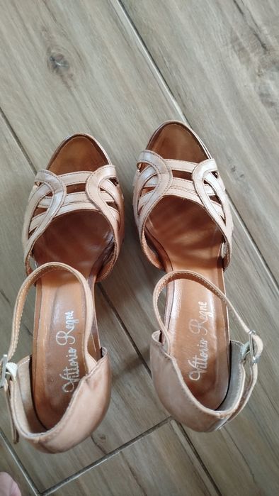 Buty na obcasie 37 skóra naturalna