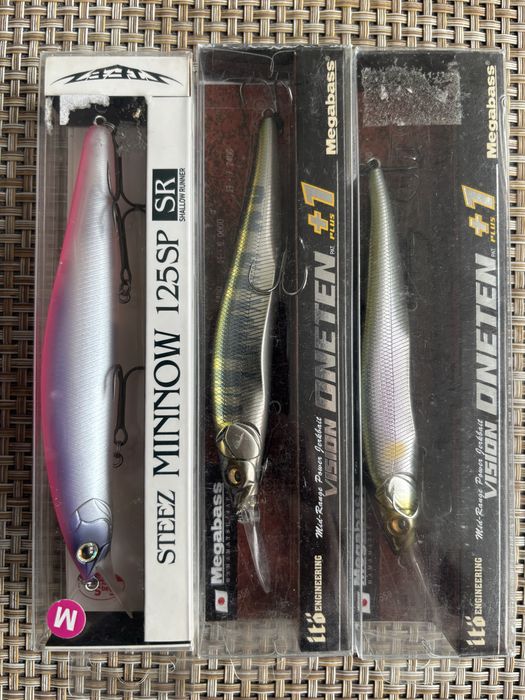 Воблери Smith Luna 47  Megabass range vib  шнур  флюорокарбон Sunline трійники gamakatsu