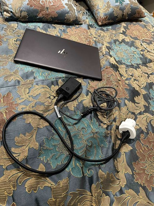 HP Envy x360 15" Convertible | Ryzen 5 5625U | 8GB RAM | SSD 256GB | Ecrã Tátil