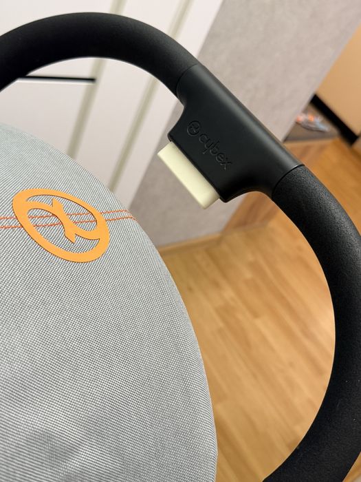 Коляска Cybex bezzy