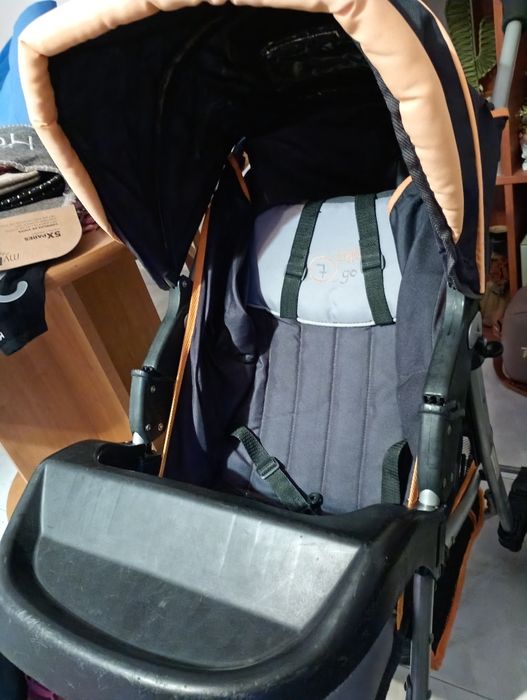 Cama de bebé, cama de viagem bebé e carrinho de passeio