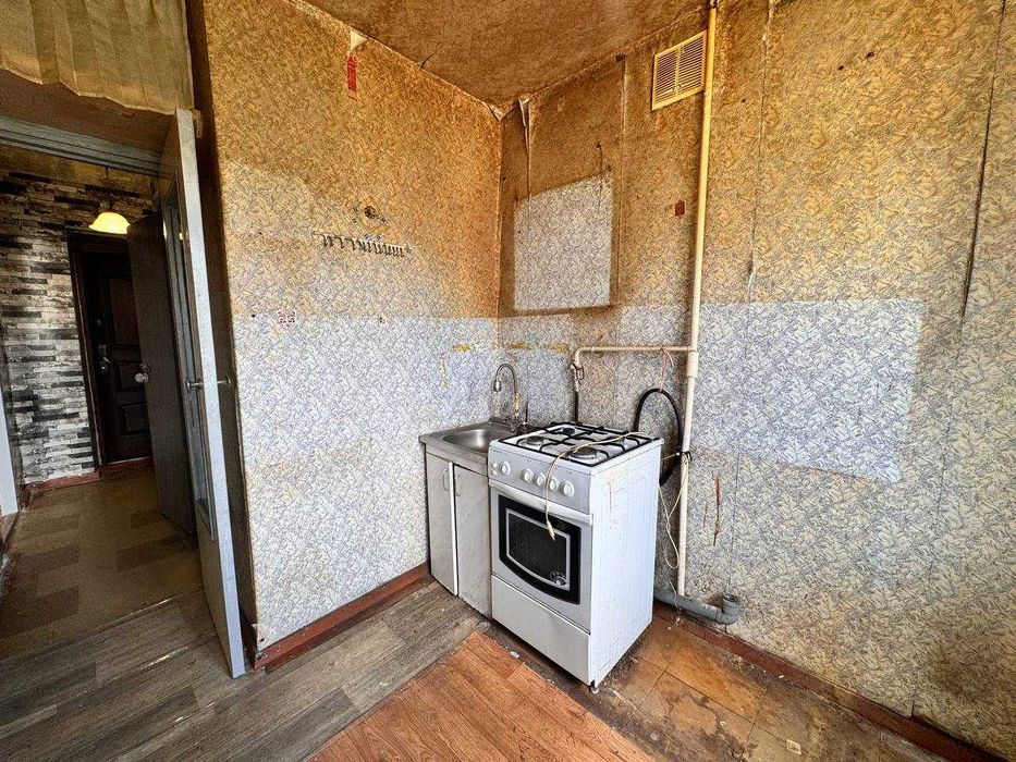 Продам 1 квартиру Тополь -2