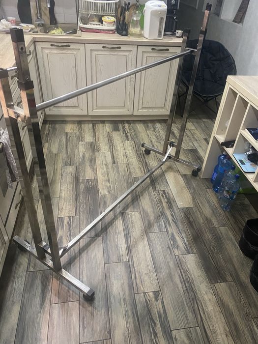 Стойка для одежды сталь