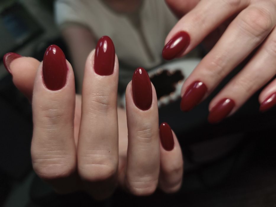 Манікюр та педікюр  соломянка  метро Вокзальна Георгія Кірпи 2 А