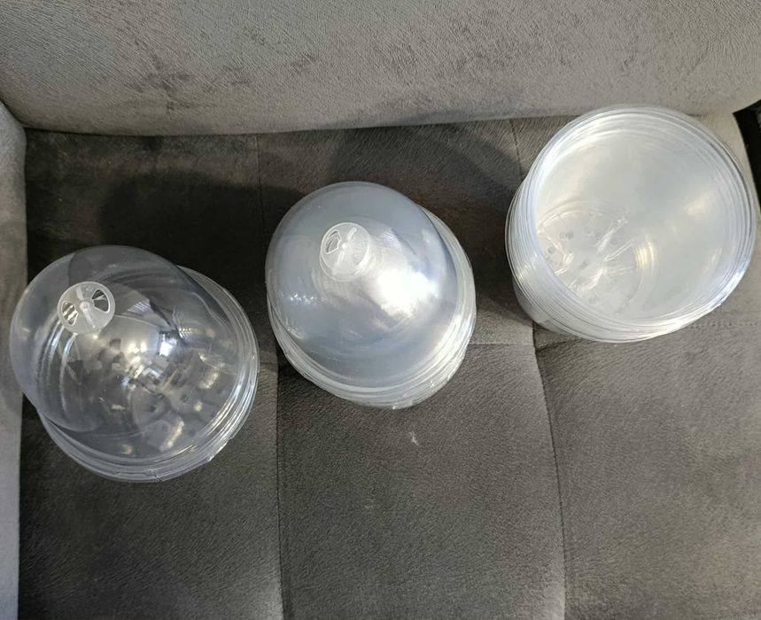 Doniczki do sadzonek z pokrywką wentylacyjną 12szt