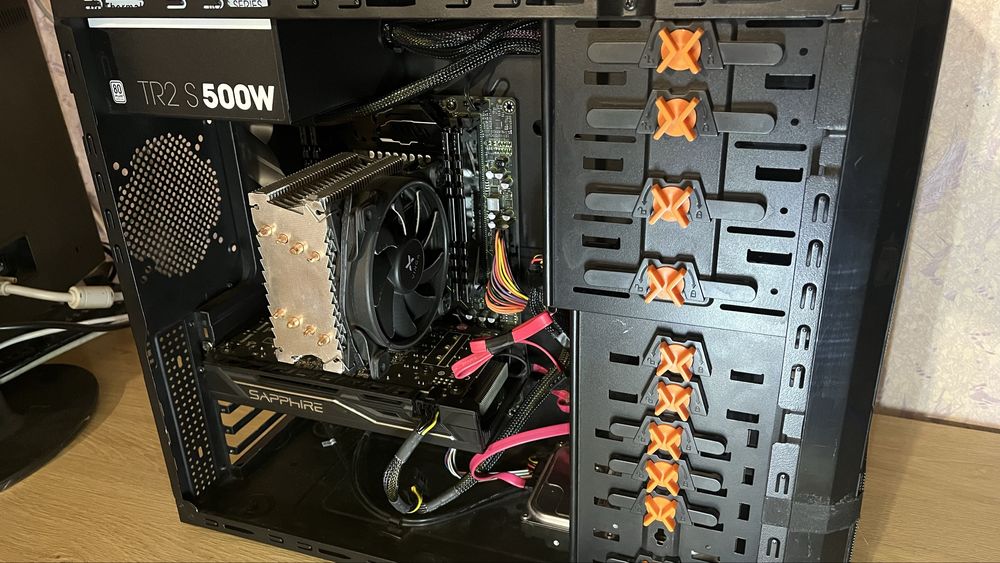 Компʼютер (E5-2660, 32GB, RX470 8GB)