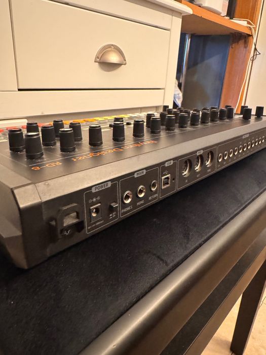 Behringer RD-8 Rhythm Designer