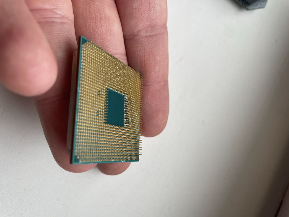 RYZEN 7 2700х Процесор AMD AM4