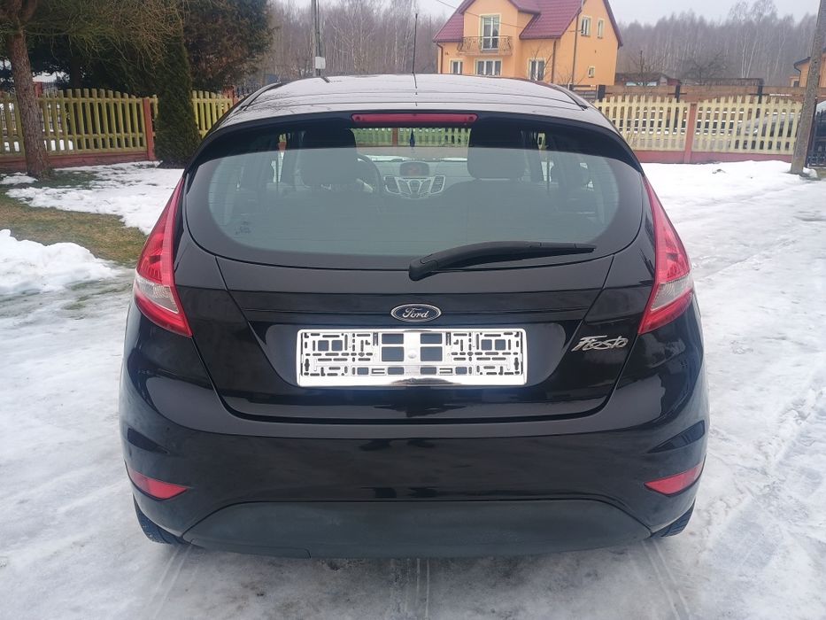 Ford Fiesta,benzynka,2010 rok