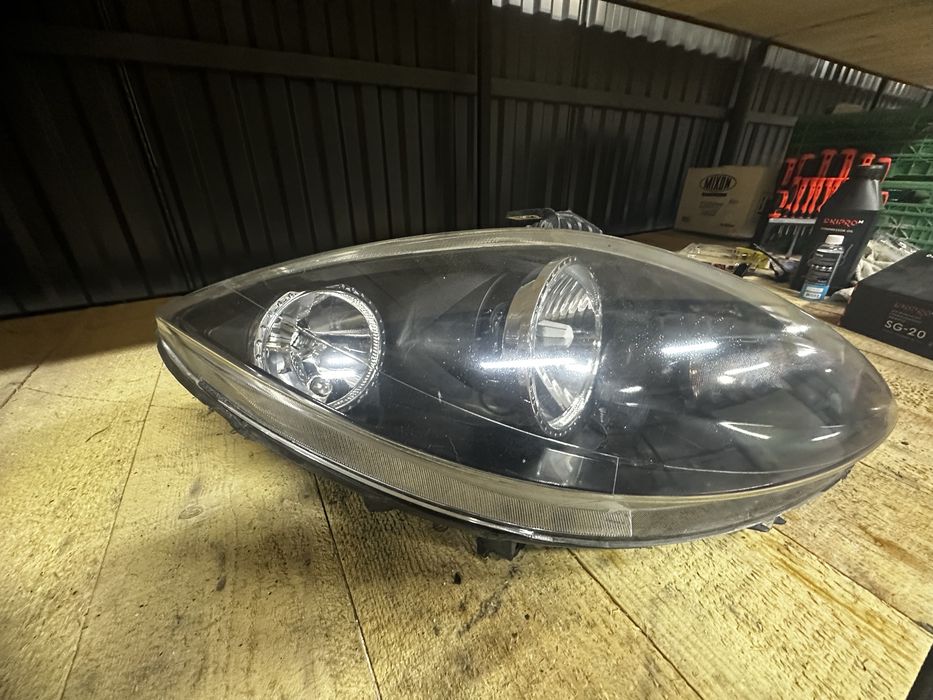 Фара оптика передня права seat altea xl сіат альтеа