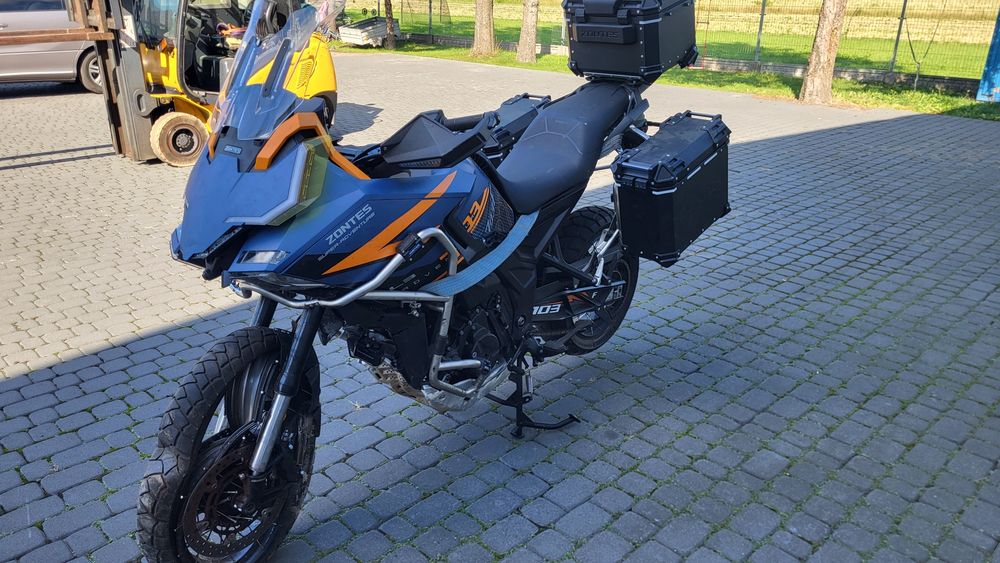 Zontes 703 F po wypadku  calosc lub czesci fvat 23%