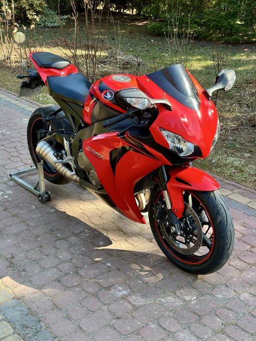 Honda CBR 1000RR sc59 FireBlade LeoVince