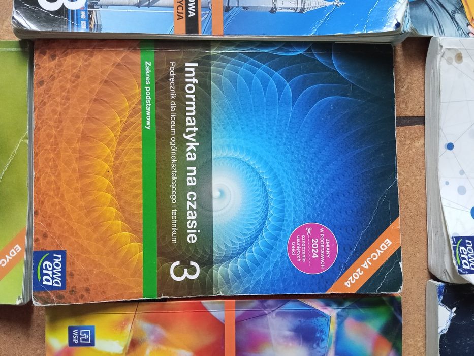 Zestaw książek 3 liceum i technikum