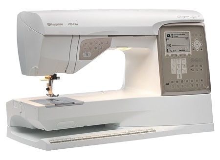 Husqvarna Designer Topaz 30  швейно-вишивальна машинка