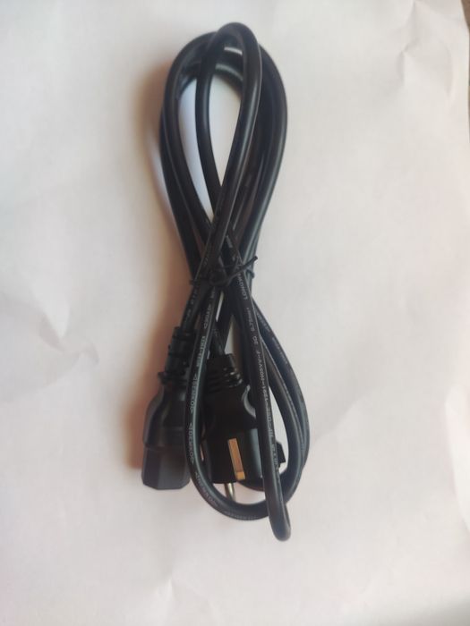 Кабель електроживлення до ПК