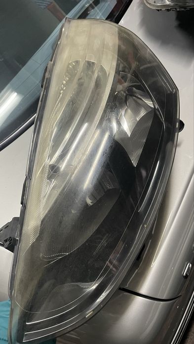 Farol Esquerdo Renault Clio 4