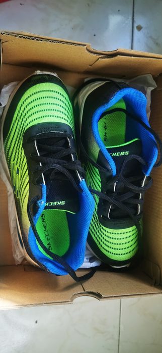 Vendo sapatilhas rapaz