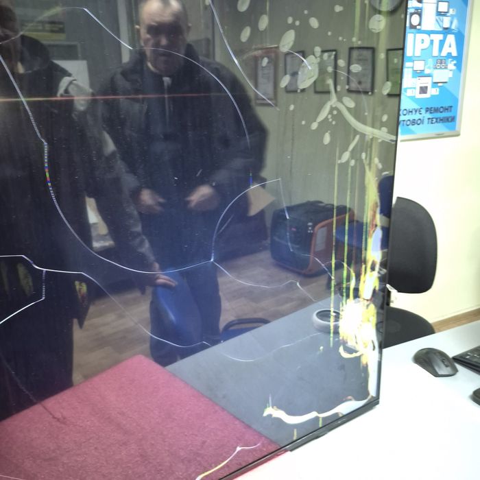 Телевизор  смарт 75 диагональ