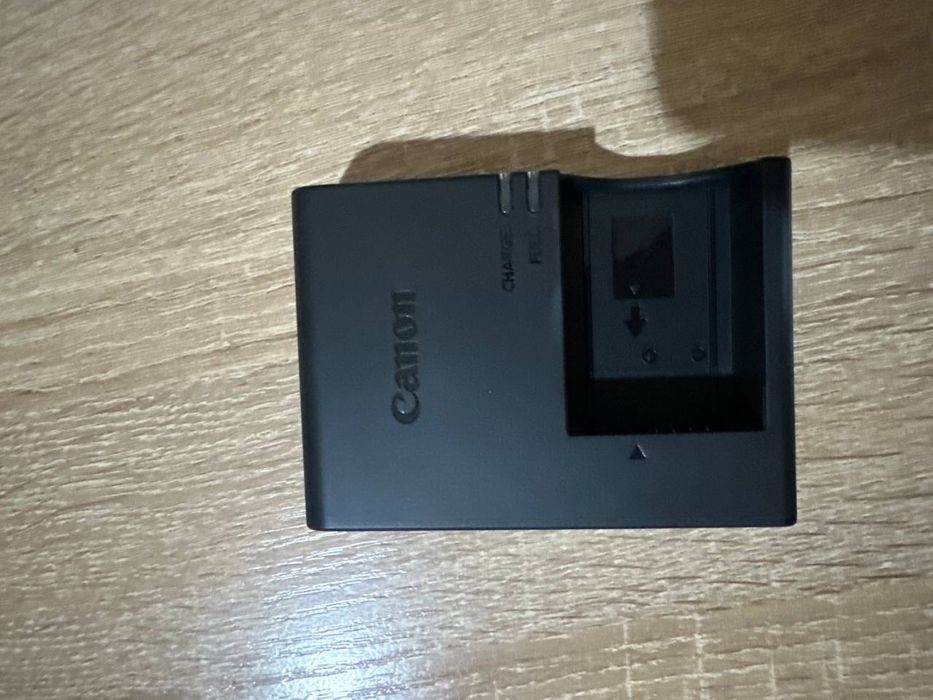 Продам новий зарядний пристрій Canon LC-E17E для акумулятора