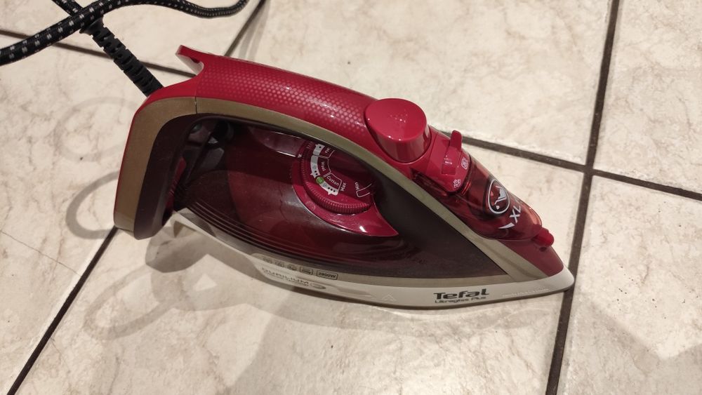 Żelazko philips fv6810 bordowe czerwone