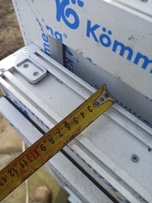 Продам двері металопластикові