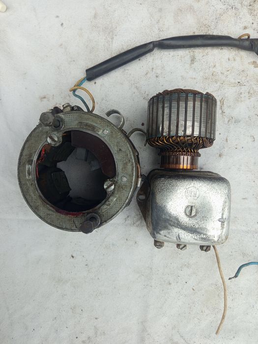 Генератор 6вольт Ява 634 рабочий снят с мотоцикла