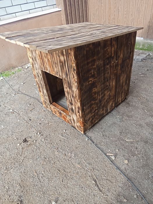 Будка для собак.