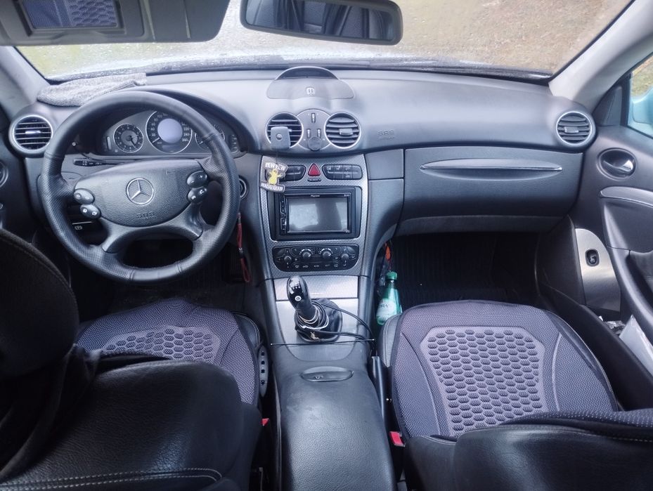 Mercedes CLK 270 CDI foto 5