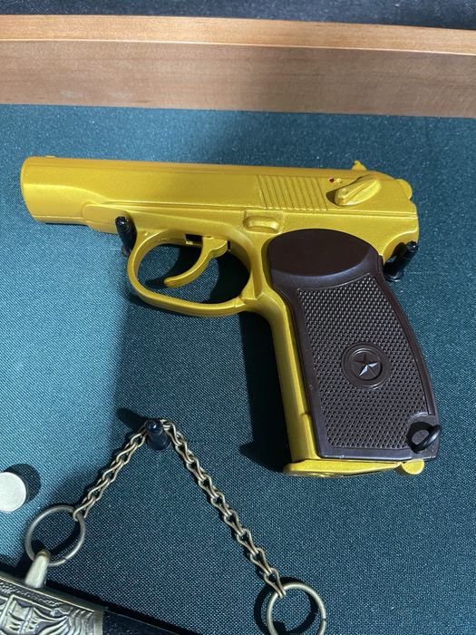 Подарок мужчине…….