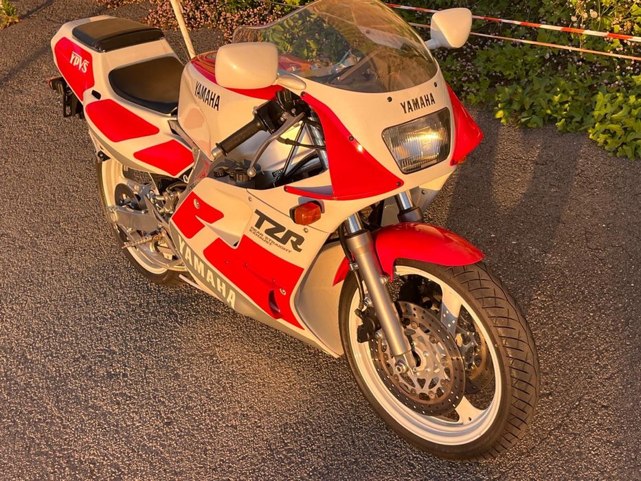 Yamaha TZR250 3MA