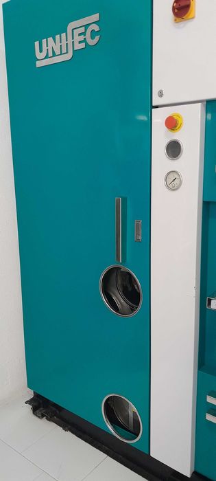 Máquina limpeza a seco unisec como novo  3 depositos