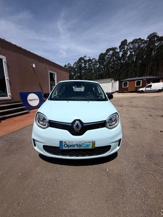 Renault Twingo E-Tech. 22 Techno487813809386956801