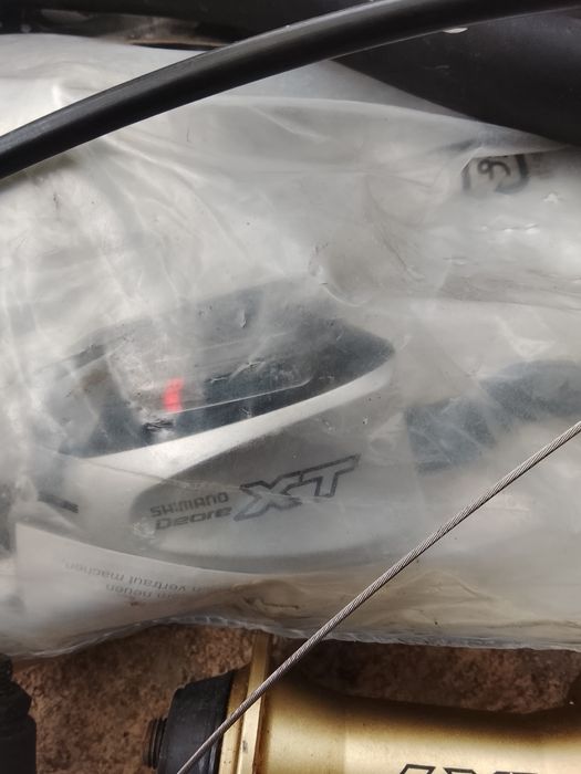 material Shimano deore