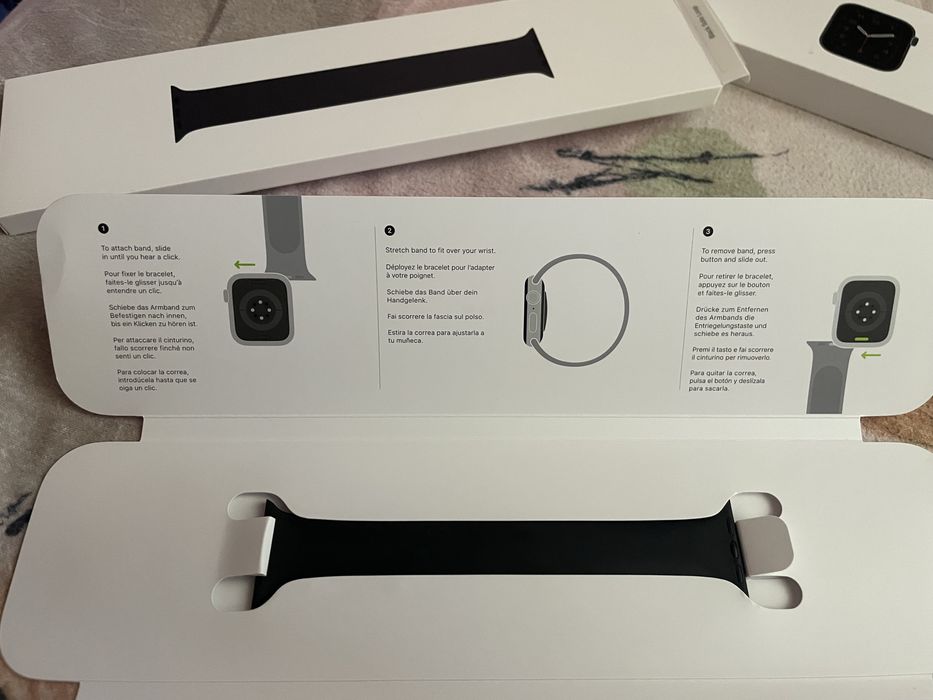 Opaska Solo Loop do Apple Watch w kolorze czarnym - rozmiar 5 (40mm)