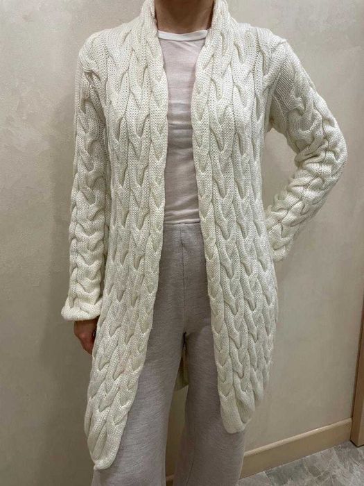 Кардиган  светр білий жіночий зима