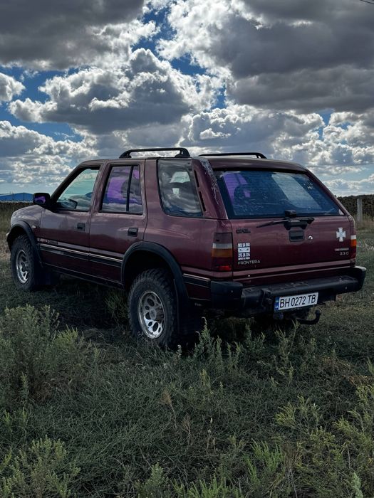 Продам Внедорожник Opel Frontera 4x4 2.3 Дизель Механика