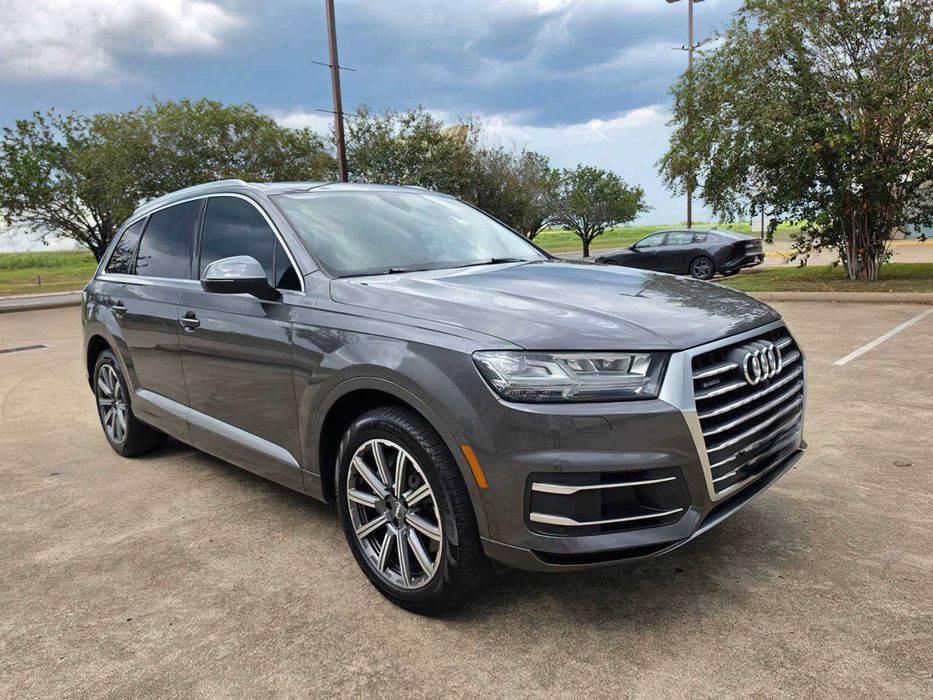 Audi Q7 quattro Premium Plus 45 TFSI      2019