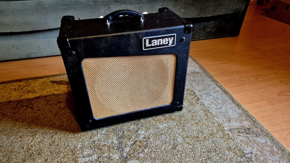 Laney Cub 12 lampowy wzmacniacz