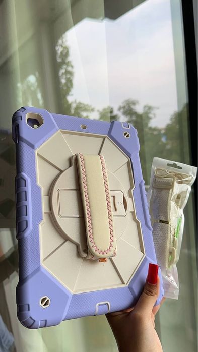 Etui na iPad 10.2 2019/2020/2021