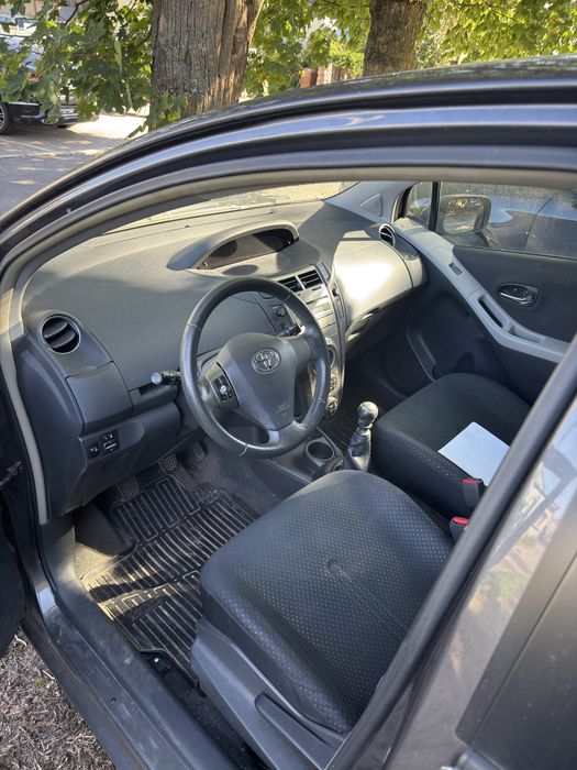 Toyota Yaris 1.3VVT-I uszkodzony!!!