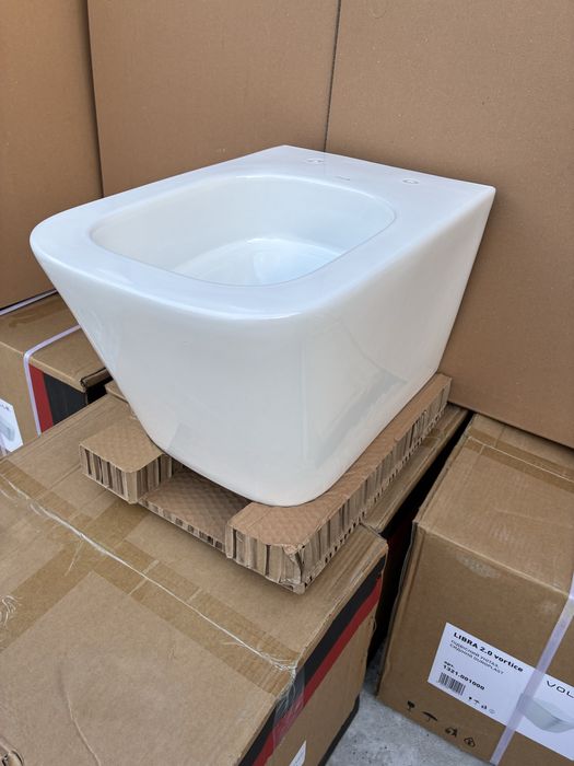 Інсталяція KollerPool з хромоваеою кнопкою з унітазом Volle Libra 2.0