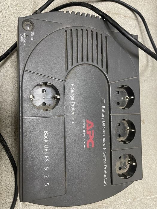 ДБЖ APC Back-UPS ES BE525-RS, потужність 525 ВА.