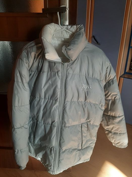 Przepiękna lekka zima chłodna wiosna kurtka damska Hugo Boss L
