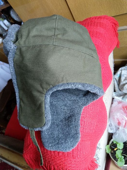 Czapka uszatka Czechosłowacja.