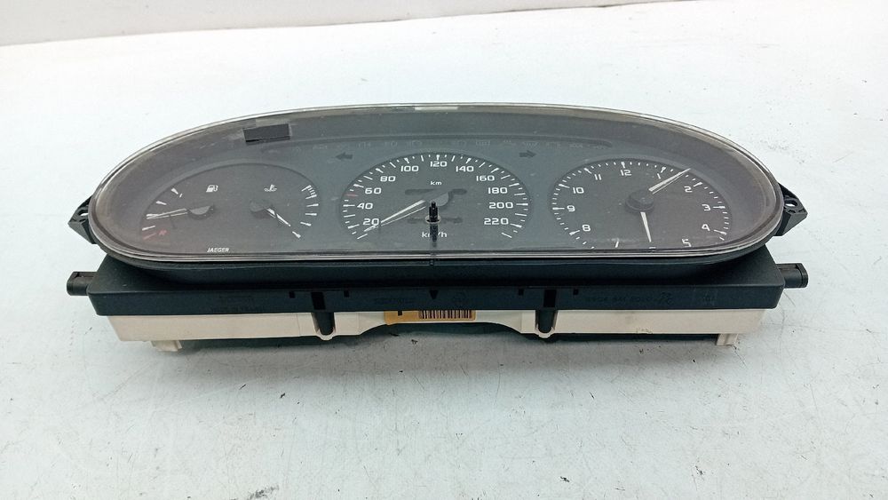 Quadrante / painel de instrumentos RENAULT Megane I (BA0/1_)