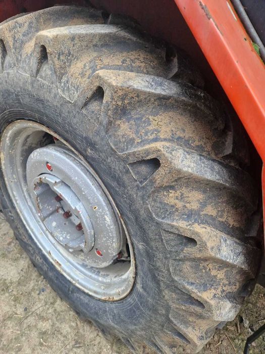 Ciągnik Ursus C 360,355, C4011